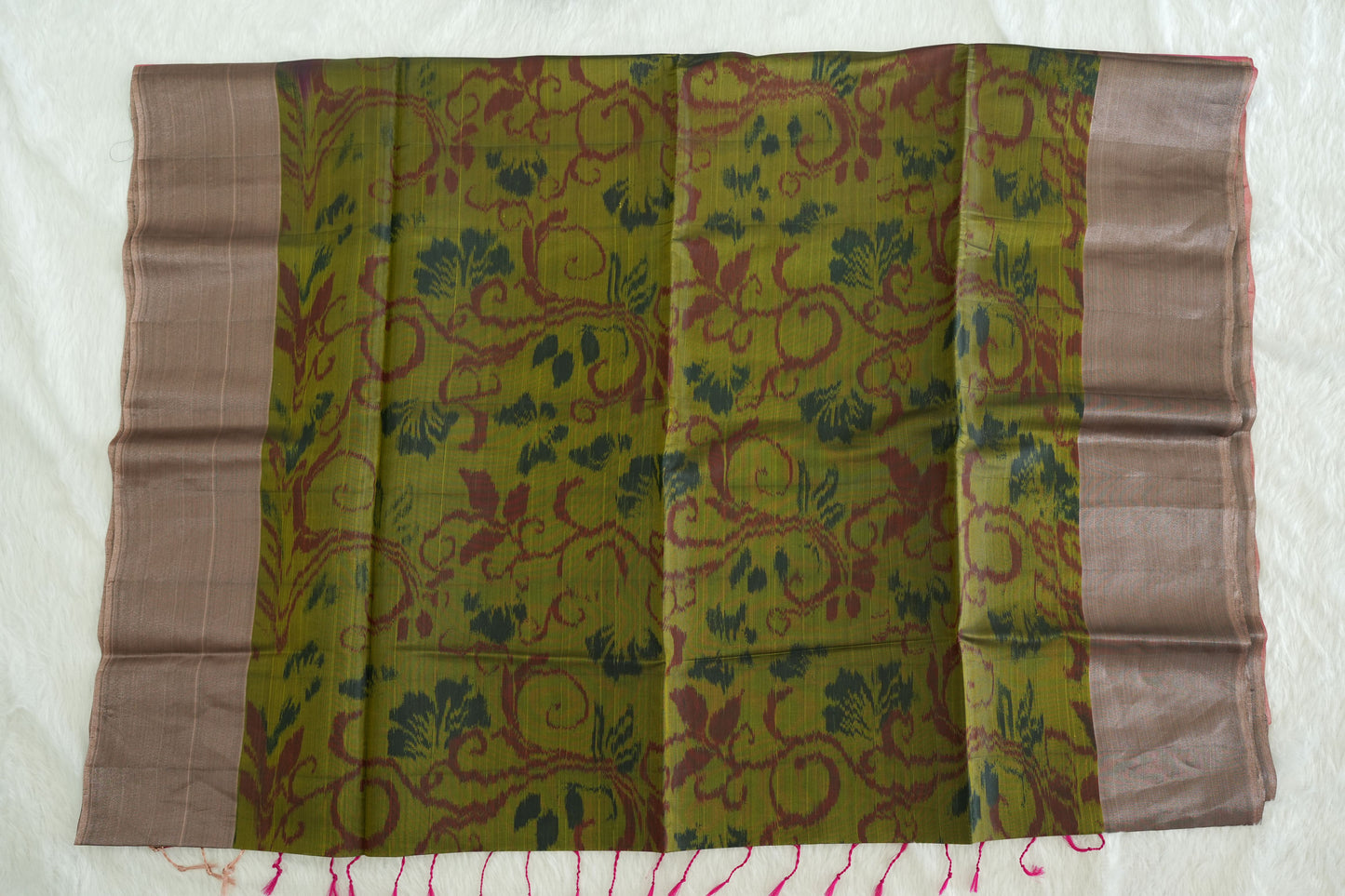 Floral Design Semi-Silk Saree