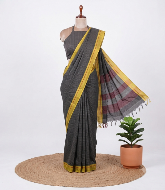 Patteda Anchu Cotton Saree